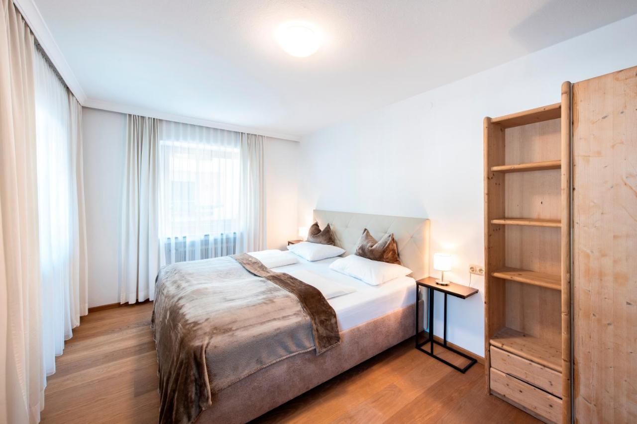 Manni Home - Rooms & Apartments Mayrhofen Exterior photo