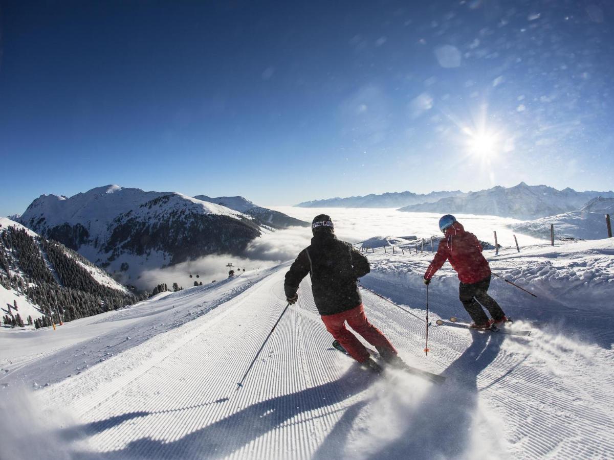 Manni Home - Rooms & Apartments Mayrhofen Exterior photo